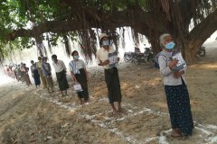 Coronavirus-Food-Donations-for-the-Villagers-in-Buram-100schools.org-1